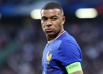 مبابي يعلق على إصابته ويستفز باريس سان جيرمان بتصريح مثير