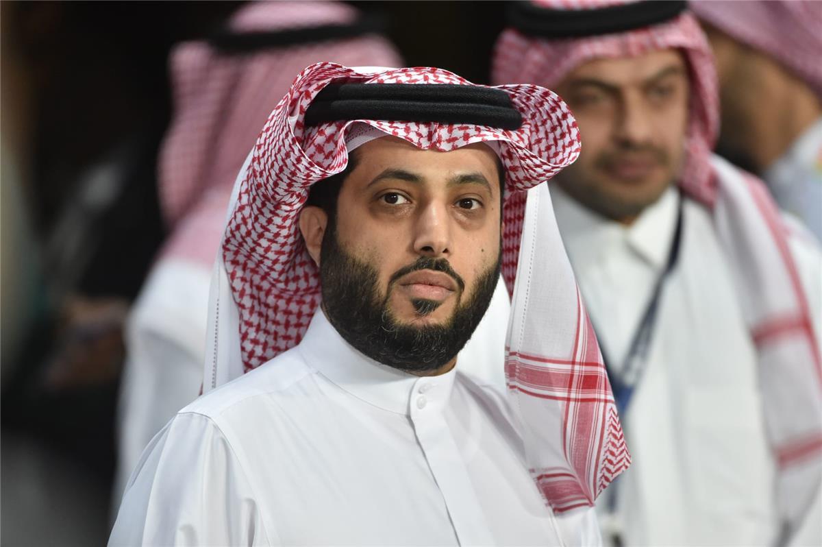 TBGA NEWS : حقيقة بيع مانشستر يونايتد لـ تركي آل الشيخ