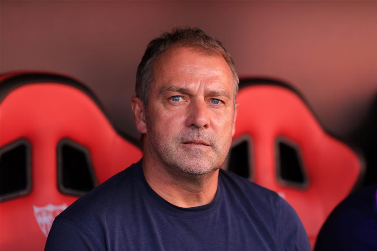 نيوز برو : مهاجم جديد على رادار برشلونة لخلافة ليفاندوفسكي