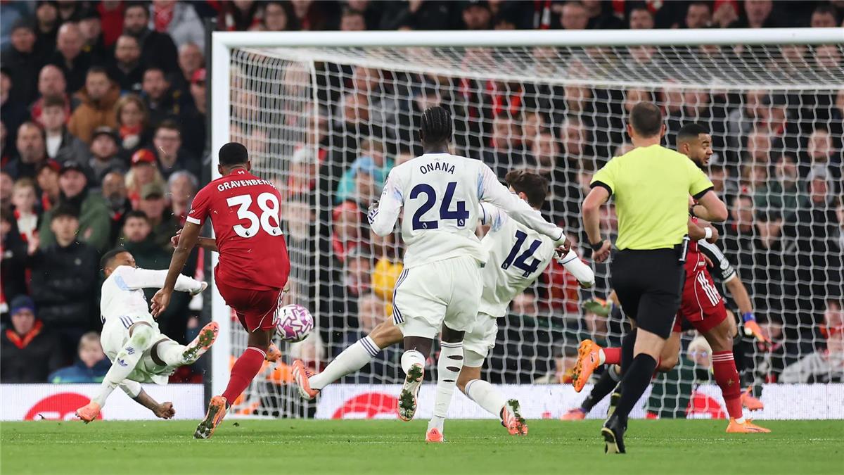 ترتيب الدوري الإنجليزي بعد فوز ليفربول ومانشستر سيتي