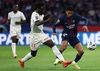 فيديو راموس ينقذ باريس سان جيرمان ويقوده لفوز قاتل على نيس في الدوري الفرنسي