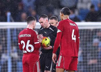 روبرتسون ليفربول تعرض لضربة قوية أمام مانشستر سيتي وانتظرونا بعد عيد الميلاد