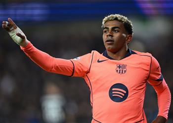 سبورت برشلونة يستقبل شخصية بارزة من أجل لامين يامال