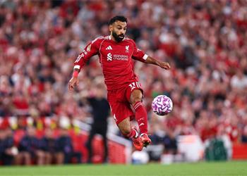 أسطورة ليفربول السابق يكشف لـ سلوت كيفية استعادة تألق محمد صلاح ويصرح لا نملك عصاة سحرية