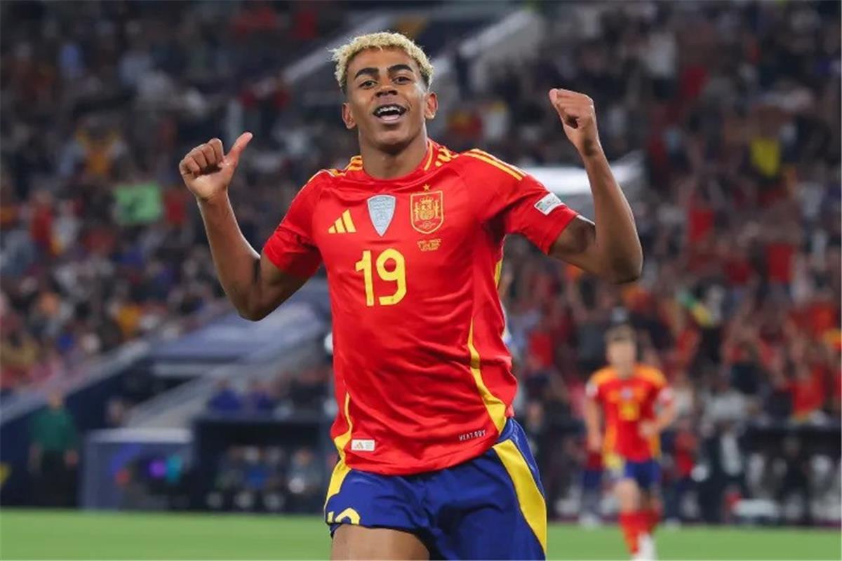 لامين يامال