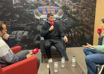 خوان جارسيا يكشف رد فعل لاعبي برشلونة بعد زيارة ميسي ويصرح عانيت من العانة أيض ا