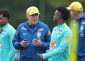 فينيسيوس جونيور أنشيلوتي يريد فوزنا بكأس العالم لإسعاد شعب البرازيل