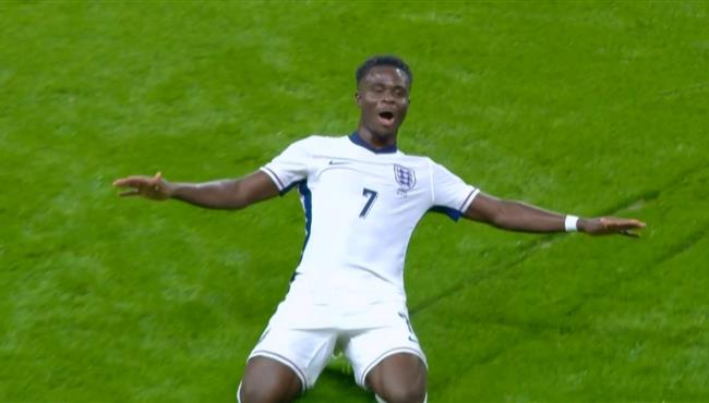 هدف ساكا الرائع في مرمي صربيا بتصفيات كاس العالم