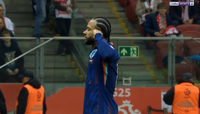 هدف ممفيس ديباي في مرمي بولندا بتصفيات كاس العالم