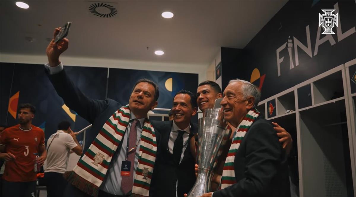 كريستيانو رونالدو ورئيس البرتغال