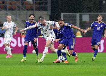 فيديو هالاند يقود النرويج للتأهل إلى كأس العالم وإيطاليا تكتفي بالملحق