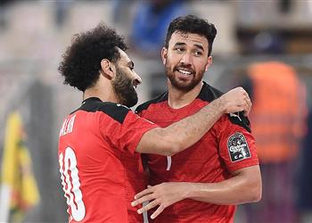 عايز أعتزل دولي تريزيجيه يكشف كواليس ليلة بكاء محمد صلاح في غرفة ملابس منتخب مصر