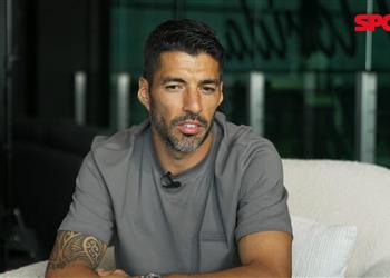 سواريز ما زلت أملك عاطفة تجاه برشلونة ورؤية ميسي يضغط في عمره مذهلة