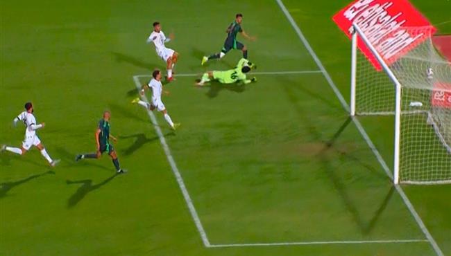 العارضة تحرم الجزائر من تسجيل هدف امام مصر