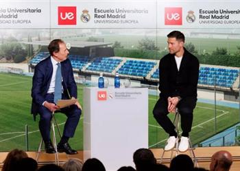 ألونسو تجربتي في ليفربول ساعدتني كثير ا ودخلت مهنة التدريب لهذه الأسباب