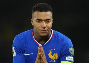 مبابي يثير الجدل بعد مغادرته معسكر منتخب فرنسا