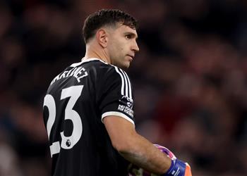 إيميليانو مارتينيز بعد خطأه في هدف محمد صلاح أنا لا أخسر أبد ا