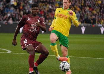 مصطفى محمد البديل يشارك في سقوط نانت بثنائية أمام ميتز بـ الدوري الفرنسي