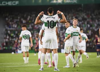 فيديو رافا مير يسجل هدف إلتشي الأول أمام برشلونة