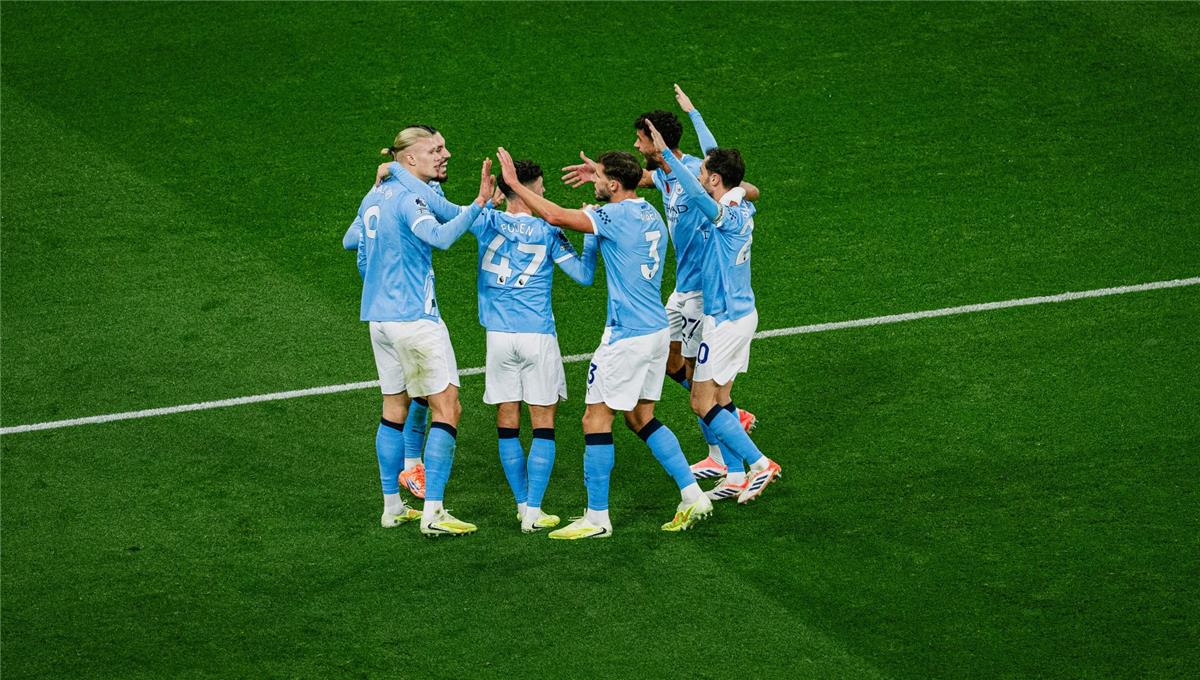 ردود أفعال جماهير مانشستر سيتي على أداء مرموش أمام بورنموث: سئمنا من لاعب الفريق