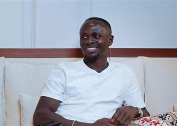 يريد أن يكون هداف ا ماني يكشف أسرار جديدة بشأن خلافه مع محمد صلاح