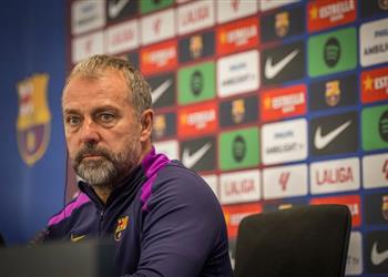 فليك يكشف موقفه من عودة ميسي لـ برشلونة ويعلن سبب غياب راشفورد عن التدريبات