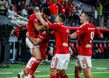 مواعيد مباريات اليوم السبت 22 11 2025 والقنوات الناقلة الأهلي ضد شبيبة القبائل وليفربول يواجه نوتينجهام فورست