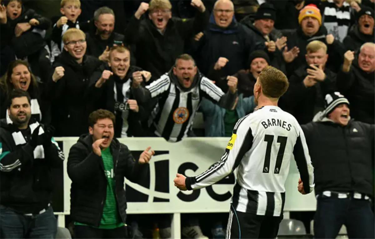 فيديو | في 6 دقائق.. نيوكاسل يتقدم بهدفين وروبن دياز يسجل لـ مانشستر سيتي