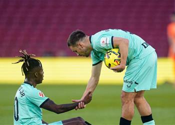 لاعب أتلتيك بلباو عن تصفير جماهير برشلونة ضد نيكو ويليامز كان هادئ ا