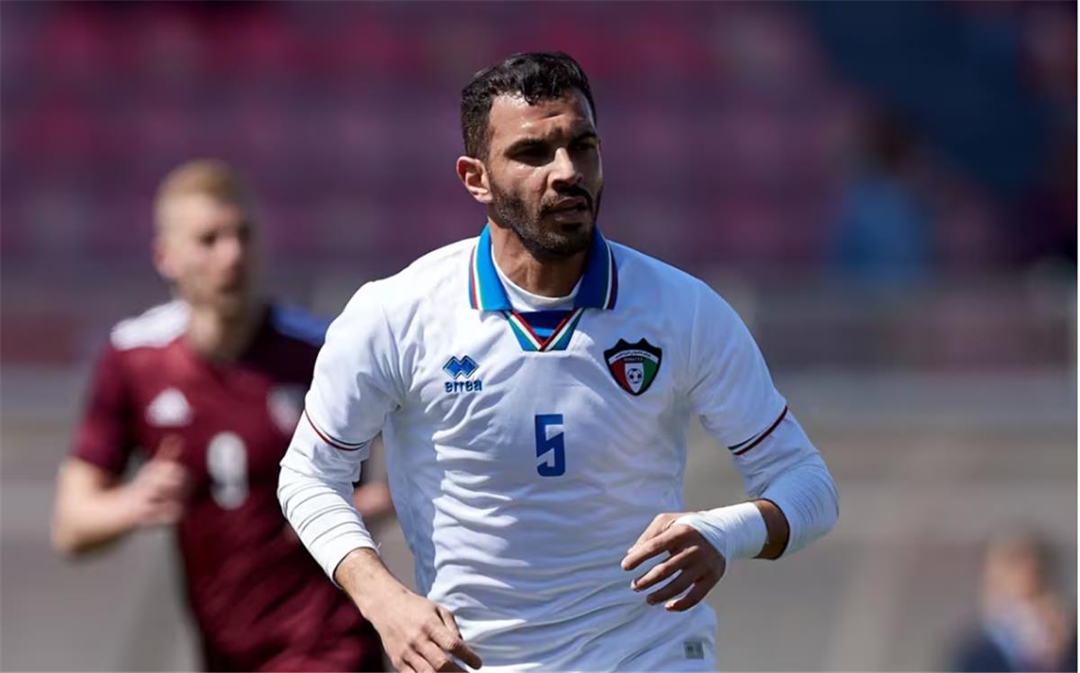فهد الهاجري لاعب منتخب الكويت