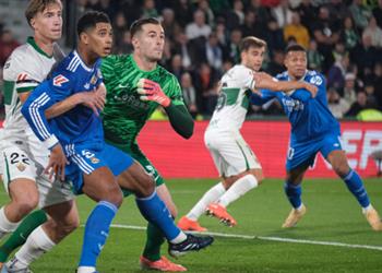 حكم إسباني سابق يبدي رأيه في هدف بيلينجهام المثير للجدل أمام إلتشي