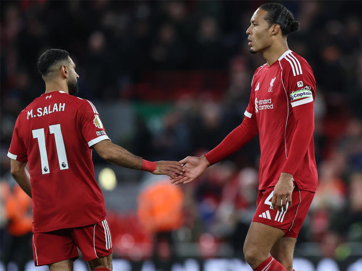 فان دايك مع محمد صلاح