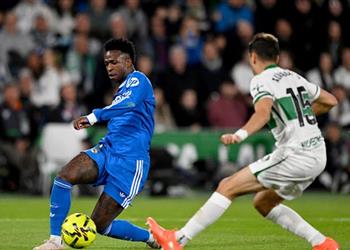 حكم مباراة ريال مدريد وأولمبياكوس في دوري أبطال أوروبا