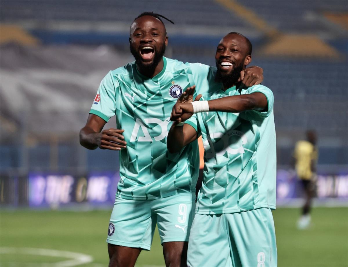 فيديو | بيراميدز يهزم المقاولون العرب بثنائية ويحتل وصافة الدوري المصري