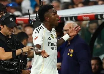 ألونسو يرد على أنباء سوء علاقته مع فينيسيوس