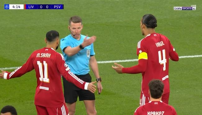 هدف ايندهوفن الاول في مرمي ليفربول واعتراض محمد صلاح