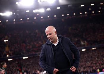 ما حدث لا يغتفر تطورات إقالة سلوت من تدريب ليفربول