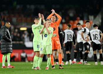 تشيزني عن حديثه مع جيرارد مارتن بعد مباراة إنتر ميلان ذكرته بماضيه