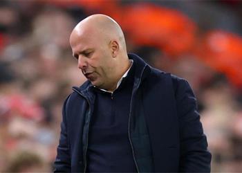 بينهما كلوب ليفربول يحدد اسمين لخلافة آرني سلوت حال إقالته