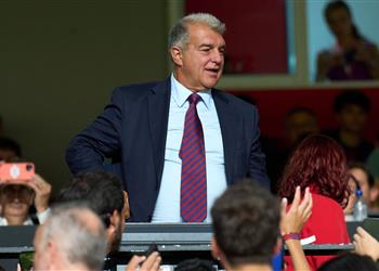 رد قوي من لابورتا على تصريحات بيريز مهووس بـ برشلونة