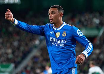 الصحافة الإسبانية عن أرنولد جنى ثمار صبره مع ريال مدريد