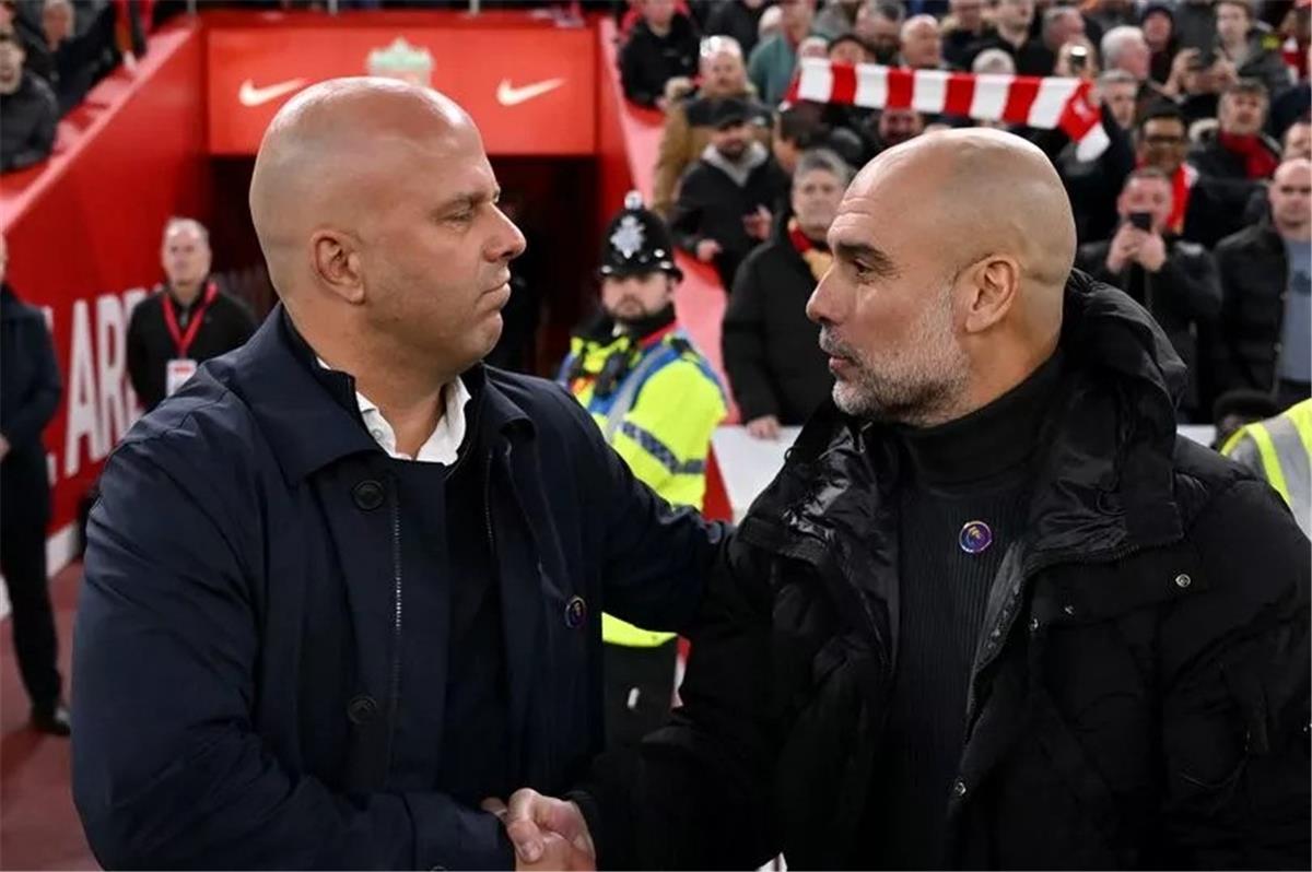 ارني سلوت وبيب جوارديولا