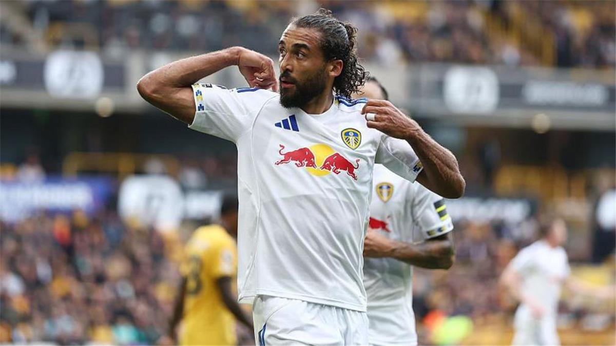 فيديو | خطأ نونيز.. كالفيرت لوين يسجل هدف ليدز يونايتد الأول أمام مانشستر سيتي