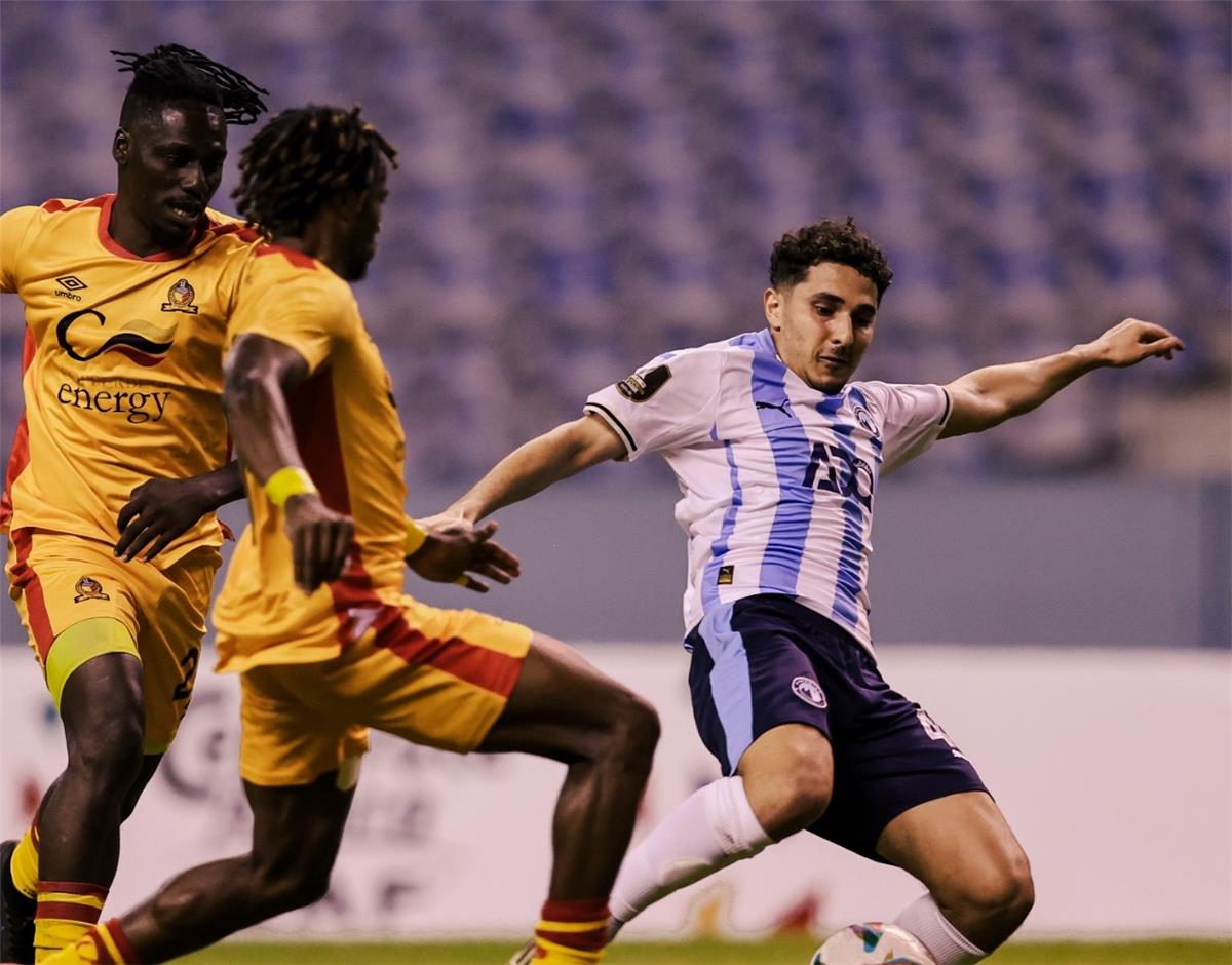 بيراميدز وباور ديناموز