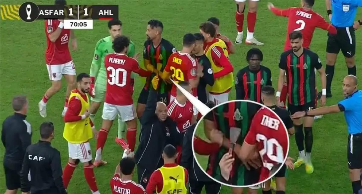 موندو عن أحداث مباراة الأهلي والجيش الملكي: فيلم سينمائي مخزٍ وسكين يهدد تريزيجيه