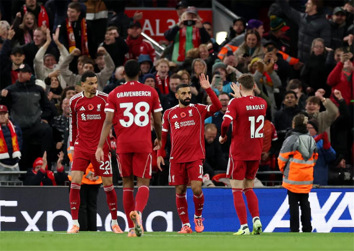 بينهم محمد صلاح.. ماكمانامان: رباعي ليفربول لعبوا دور الحسم أمام أستون فيلا