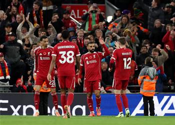 بينهم محمد صلاح ماكمانامان رباعي ليفربول لعبوا دور الحسم أمام أستون فيلا