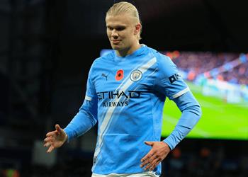 حلم لابورتا ينهار هالاند يوجه ضربة قوية لآمال برشلونة