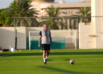 بعد أنباء التفاوض مع الزمالك كارتيرون يوضح موقفه من الرحيل عن أم صلال