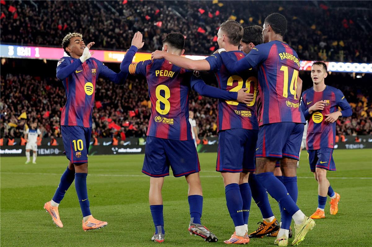 موقف دي يونج وأراوخو من مباراة برشلونة وأتلتيكو مدريد